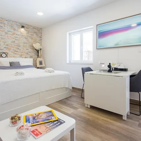 Apartman Nomadic *