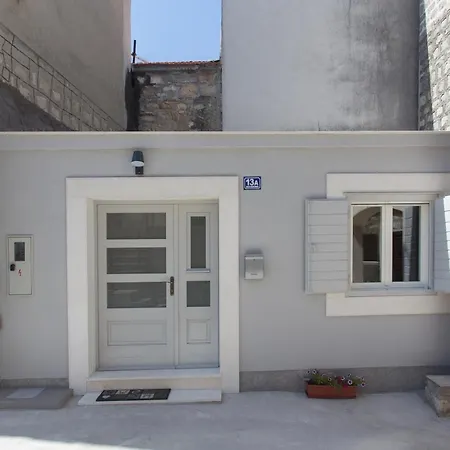 Nomadic * Kaštela